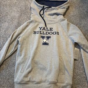 women’s yale sweatshirt